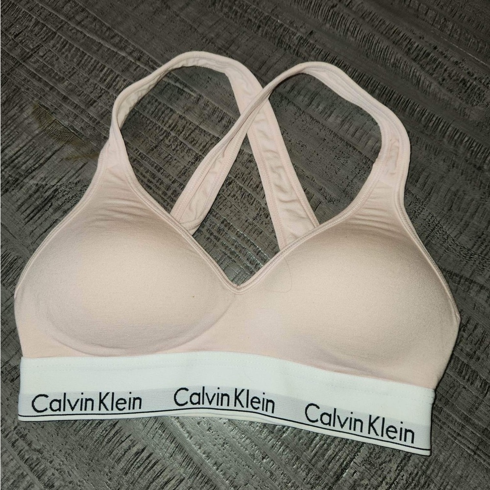 Calvin Klein light pink sports bra size extra small